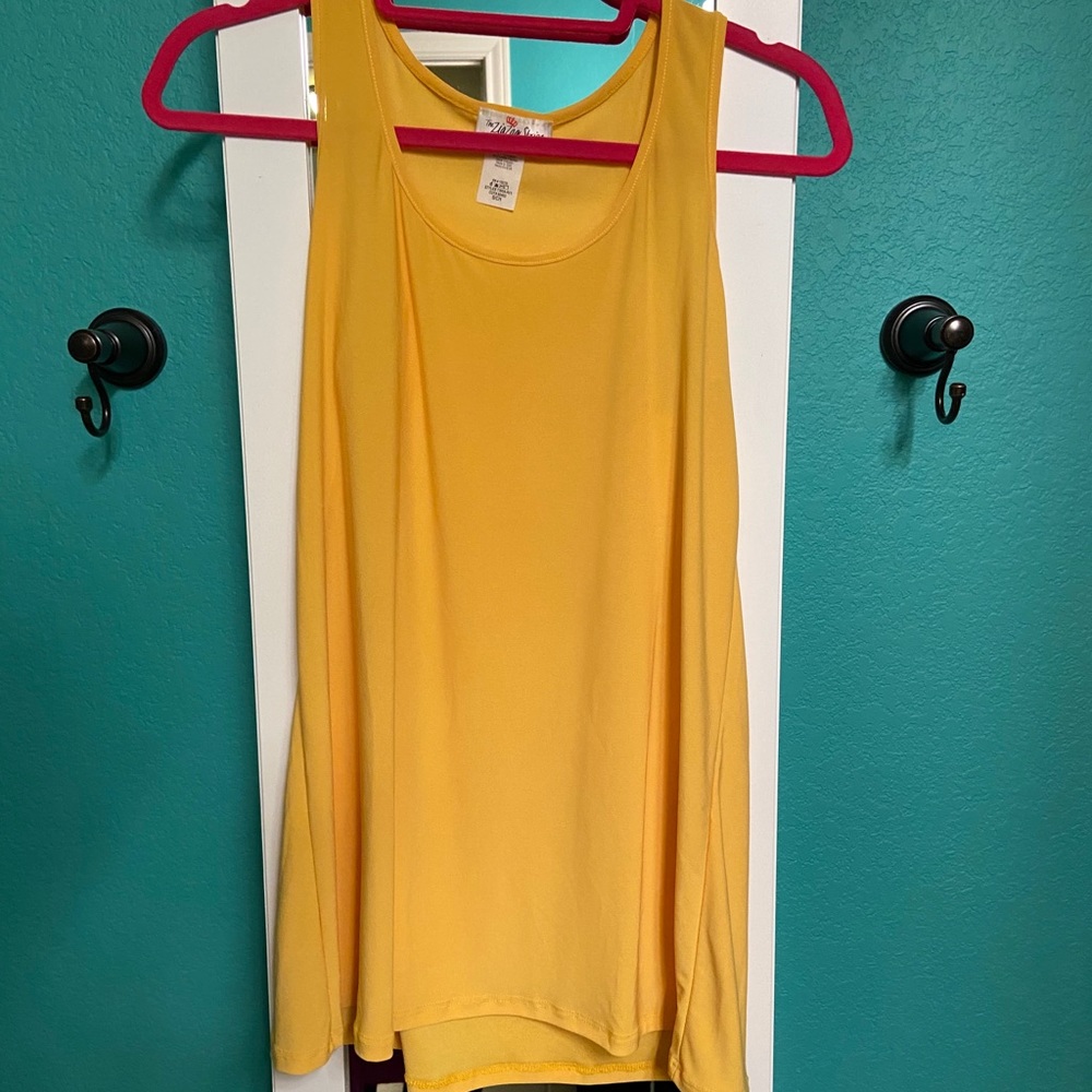 Zig zag stripe day to day tank